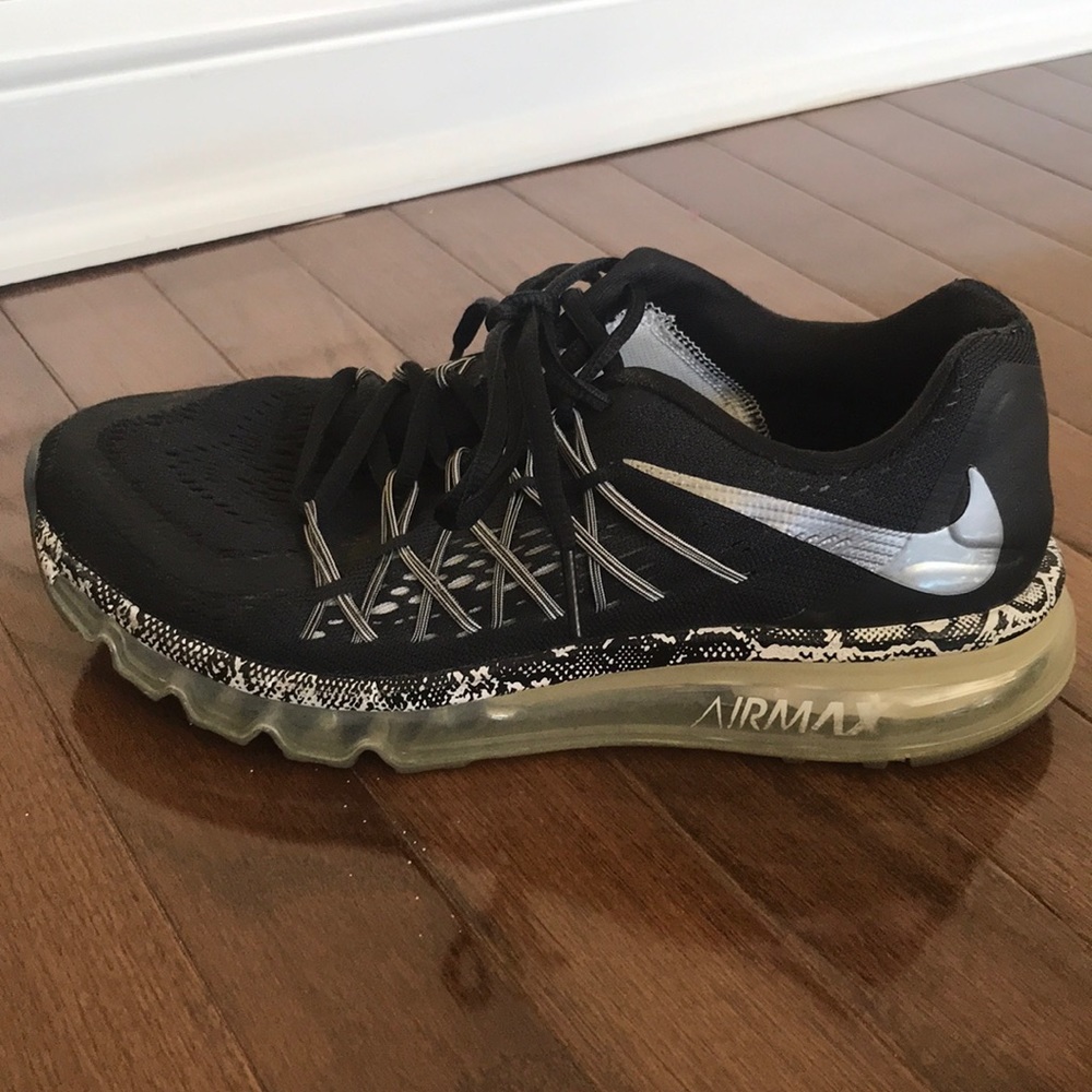Nike Air Max Black Sneaker Size 8
